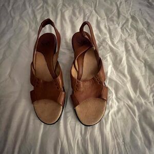 Sofft Tan Leather Women's Sandals